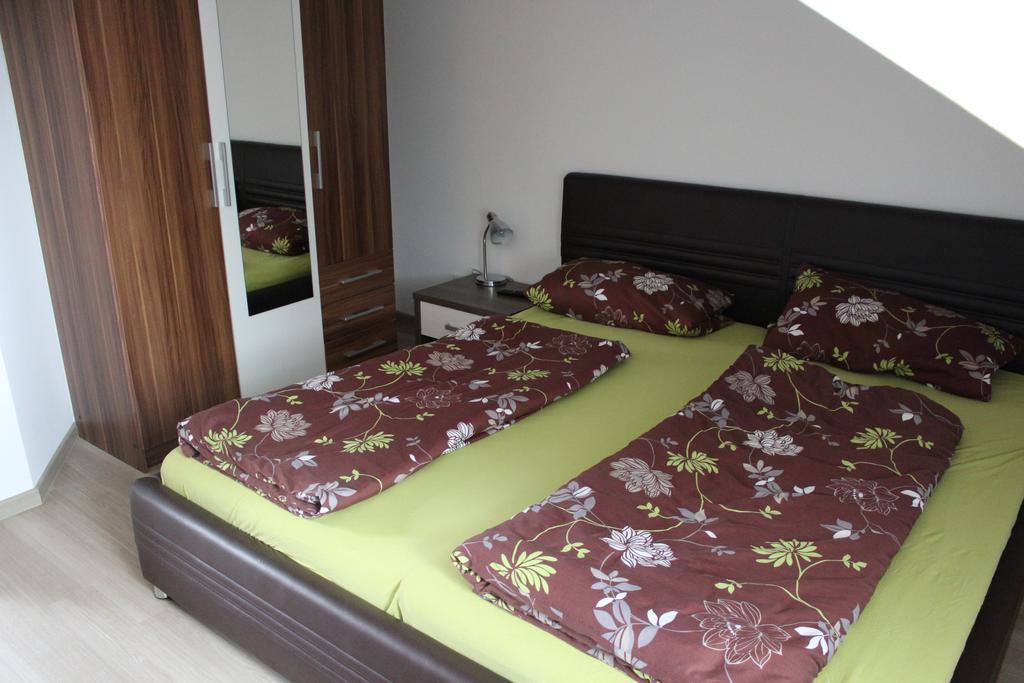 Apartments Andrea Kiel Zirndorf Bagian luar foto